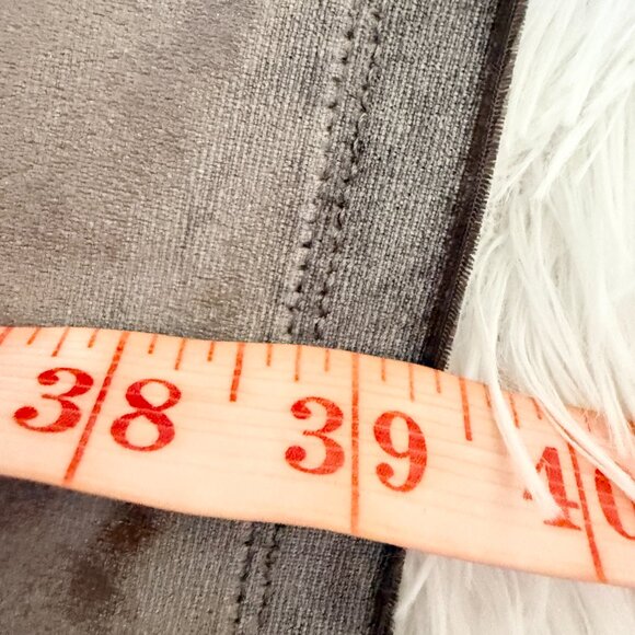 Women Zara Crew Neck Velvid Short Sleeve Midi T-Shirt Dress in Taupe Size Medium - Picture 6 of 7